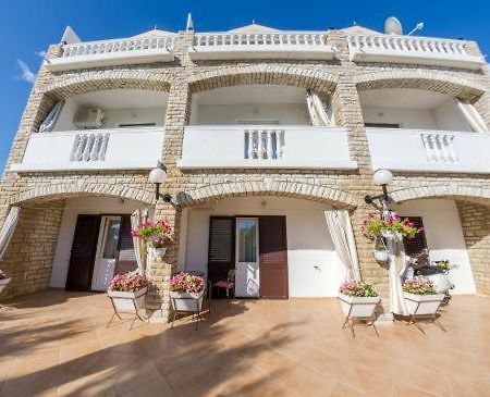 Pansion Tony Pag Hotel Đảo Pag Ngoại thất bức ảnh