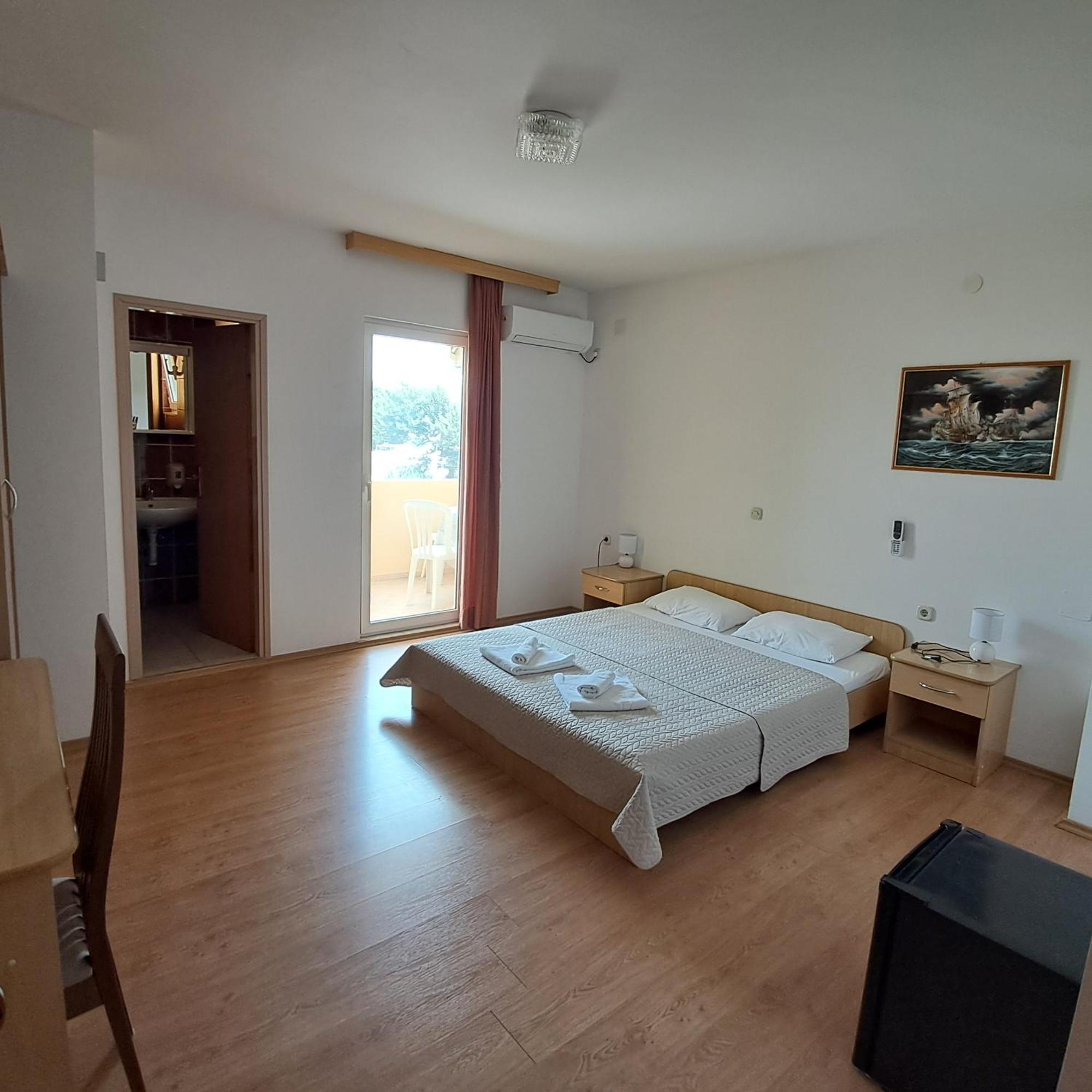 Pansion Tony Pag Hotel Đảo Pag Ngoại thất bức ảnh